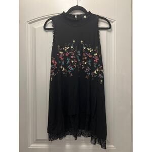 Pol Women’s Smocked‎ Sleeveless Embroidered Floral Lace Mini Dress Size S Black